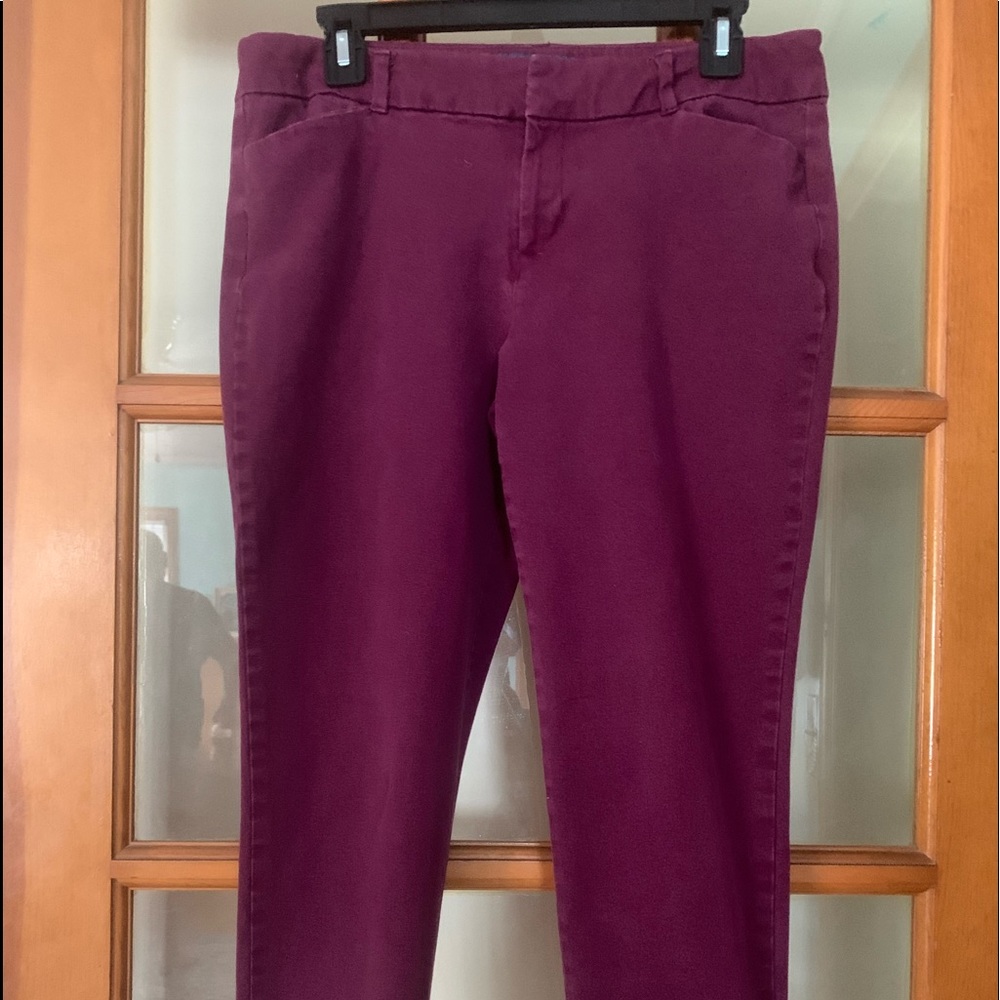 Old Navy Pixie Mid rise women’s size 12